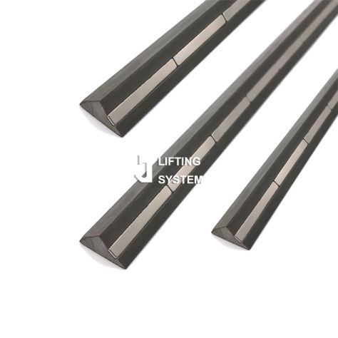 Magnetic Triangle Steel